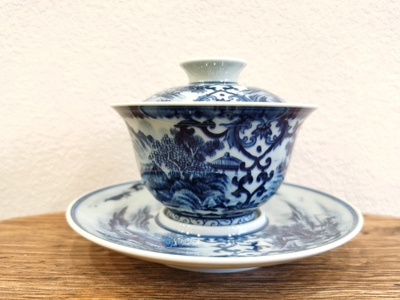 柴窑开窗山水盖碗